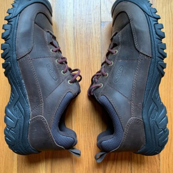 Oxfords_&_Derbys